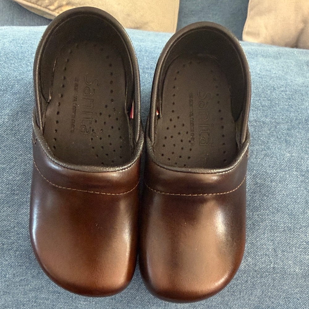 Sanita Dark Brown Leather Clogs
